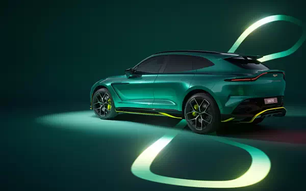   Aston Martin DBX707 AMR24 UK-spec - 2024