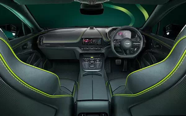   Aston Martin DBX707 AMR24 UK-spec - 2024