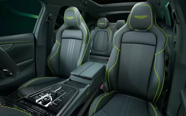   Aston Martin DBX707 AMR24 UK-spec - 2024