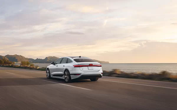   Audi A6 Sportback e-tron US-spec - 2025