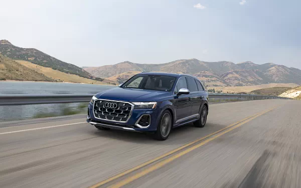   Audi SQ7 TFSI (Ascari Blue Metallic) US-spec - 2025