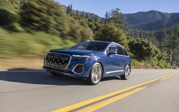   Audi SQ7 TFSI (Ascari Blue Metallic) US-spec - 2025