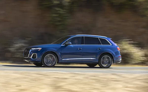   Audi SQ7 TFSI (Ascari Blue Metallic) US-spec - 2025