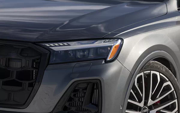   Audi SQ7 TFSI Black Optic Package (Daytona Grey) US-spec - 2025