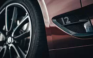   Bentley Continental GT (Cricket Ball) UK-spec - 2020