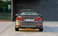   BMW 320d Sedan Modern Line - 2012