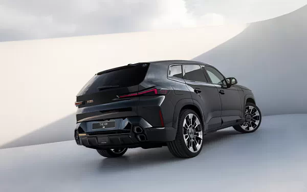   BMW XM (Black) - 2023