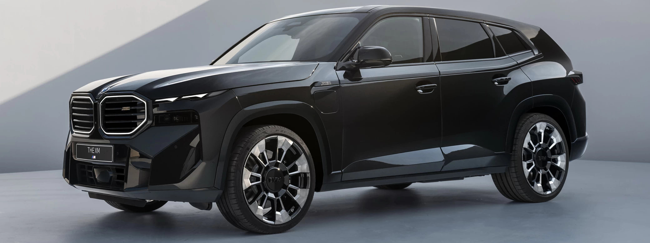 Обои автомобили BMW XM (Black) - 2023 - Car wallpapers