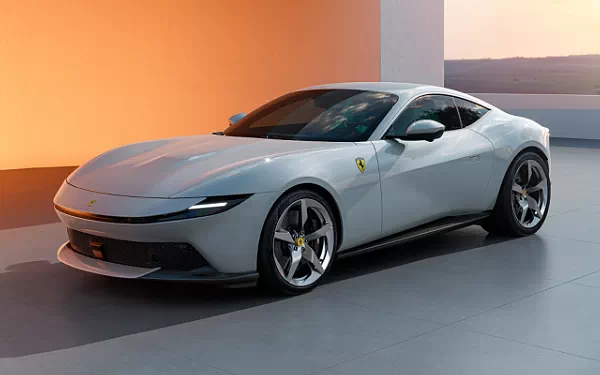   Ferrari Amalfi (Bianco Artico) - 2025