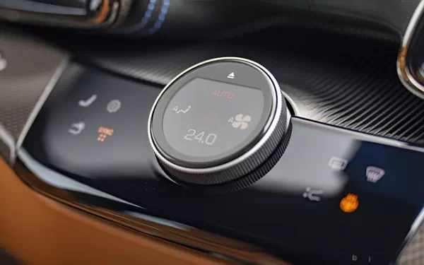   Ferrari Purosangue UK-spec - 2023