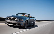   Ford Mustang GT Convertible - 2013