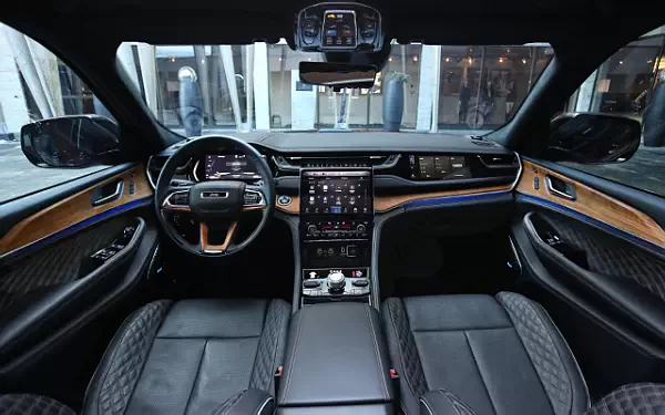   Jeep Grand Cherokee Overland 4xe EU-spec - 2022