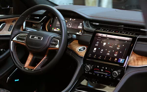   Jeep Grand Cherokee Summit Reserve 4xe EU-spec - 2022