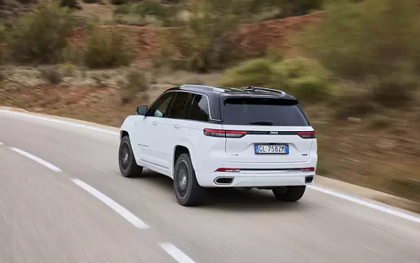   Jeep Grand Cherokee Summit Reserve 4xe EU-spec - 2023