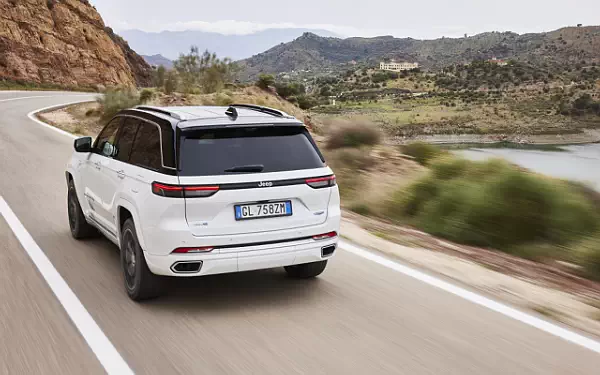   Jeep Grand Cherokee Summit Reserve 4xe EU-spec - 2023