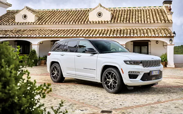   Jeep Grand Cherokee Summit Reserve 4xe EU-spec - 2023