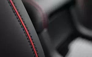   Land Rover Discovery Sport HSE Si4 Dynamic Lux UK-spec - 2017