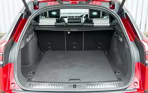   Range Rover Velar R-Dynamic D300 HSE Black Pack UK-spec - 2017