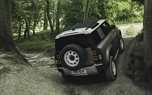   Land Rover Defender 90 D240 SE Explorer Pack - 2020