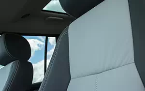   Land Rover Discovery SDV6 HSE - 2014