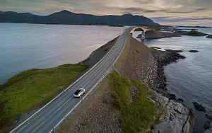   Range Rover Velar R-Dynamic D300 HSE Black Pack - 2017