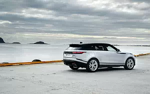   Range Rover Velar R-Dynamic D300 HSE Black Pack - 2017