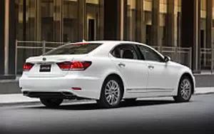   Lexus LS 600h L CA-spec - 2013