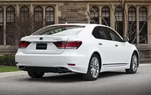  Lexus LS 600h L CA-spec - 2013