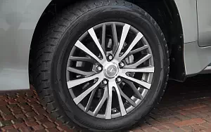   Lexus LX 570 CA-spec - 2016