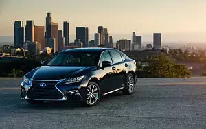   Lexus ES 300h US-spec - 2015