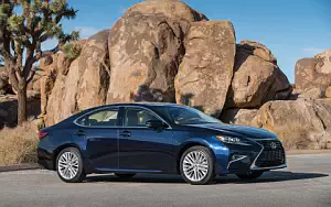   Lexus ES 350 US-spec - 2015