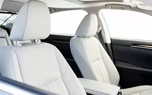   Lexus ES 350 US-spec - 2015