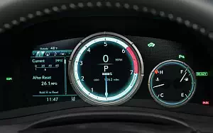   Lexus GS 450h F SPORT US-spec - 2016