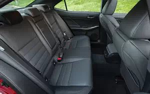   Lexus IS 200t F SPORT US-spec - 2015