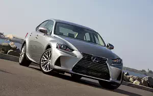   Lexus IS 200t US-spec - 2016