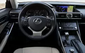   Lexus IS 200t US-spec - 2016