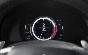   Lexus IS 350 AWD F SPORT US-spec - 2016