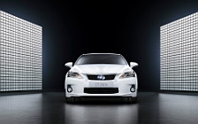   Lexus CT200h - 2010