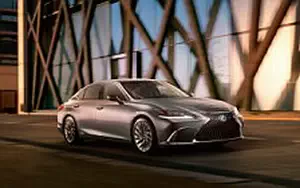   Lexus ES 300h - 2018