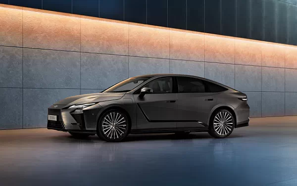   Lexus ES 350e - 2025