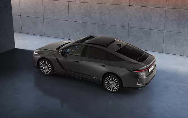   Lexus ES 350e - 2025