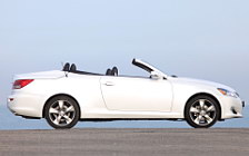   Lexus IS250C - 2009