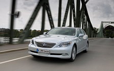   Lexus LS600h - 2007