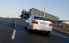   Lexus LS600h - 2007