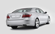   Lexus LS460 - 2009