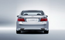   Lexus LS460 - 2009