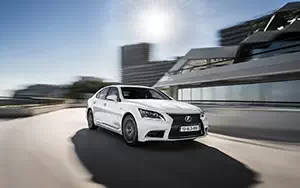   Lexus LS600h F Sport - 2012