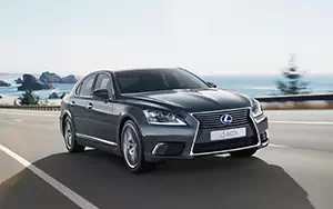   Lexus LS600h - 2012