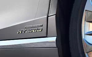   Lexus LS 500h AWD (Manganese Luster) - 2017