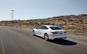   Lexus LS 500h AWD (Sonic White) - 2017